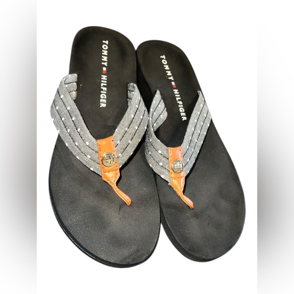 Tommy Hilfiger Flip Flops – Women’s Size 9 - Picture 3 of 7